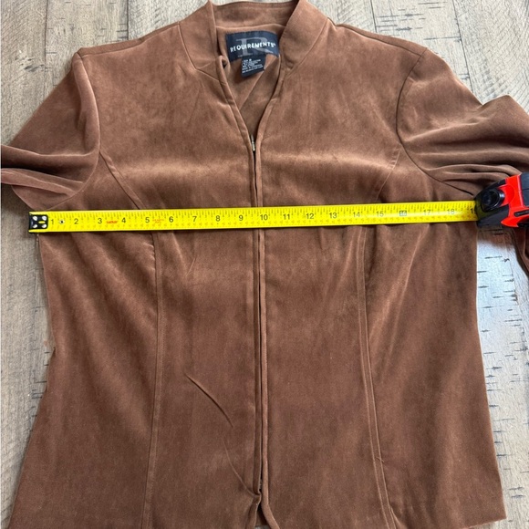 Requirements brown  Jacket - Picture 6 of 11